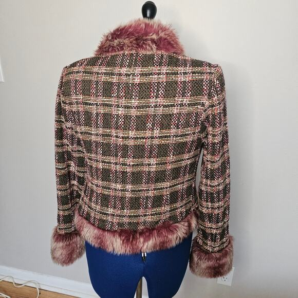 True Meaning tweed blazer in a brown and pink plaid with faux fur trim. Size 10 - Picture 3 of 4
